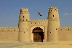 Machtig fort Al Ain AbuDhabi met kinderen