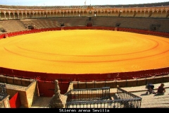 Arena stierengevechten Sevilla Andalusië met kinderen