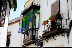 Cordoba decoraties in de straten Andalusië met kinderen
