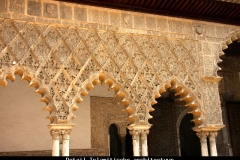 Detail paleis Reales Sevilla Andalusië met kinderen