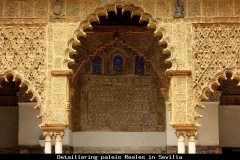 Detaillering paleis Reales Sevilla Andalusië met kinderen
