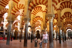 In de Mesquita Cordoba Andalusië met kinderen