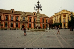 Mooie pleinen in Sevilla Andalusië met kinderen
