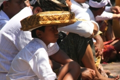 Bali met kinderen hoofddeksel