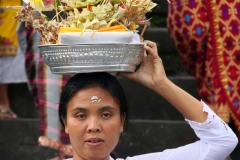 Bali met kinderen offer (6)