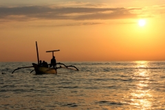 Bali met kinderen zonsondergang