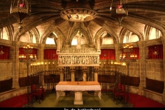 In de grote kathedraal Seu Barcelona met kinderen