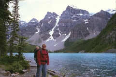 Wandelen rond Morraine lake Canada met kinderen