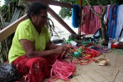 Fiji met kinderen handicraft