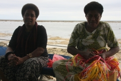 Fiji met kinderen handicrafts