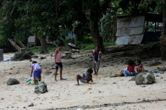 Fiji met kinderen strand leven