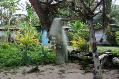 Fiji met kinderen vissers huisjes