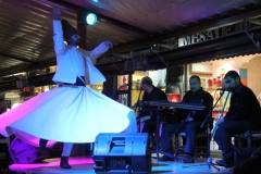 Dansende Derwisj Istanbul met kinderen
