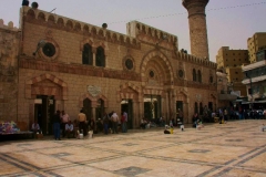 Amman oude Al Husseini Moskee Jordanië met kinderen