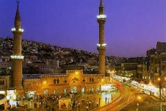 Amman oude Al-Husseini Moskee Jordanië met kinderen