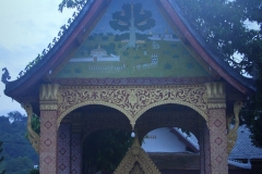 Monikken gaan aalmoezenieren Luang Prabang Laos