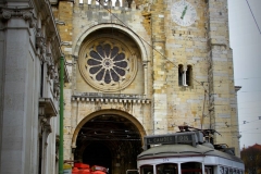 Tram pas net Lissabon met kinderen