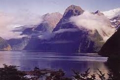 Mitre Peak Fjordland Nieuw Zeeland met kinderen