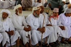 Al Hamra geitenmarkt Oman met kinderen