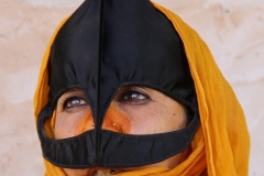 Bedoeien vrouw Oman met kinderen