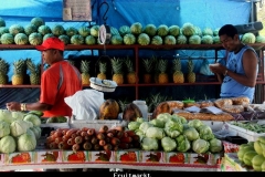 Fruitmarkt Panamastad Panama met kinderen