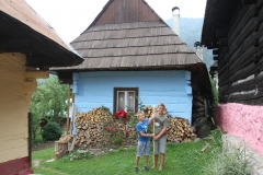 Vlkolinec Slowakije met kinderen
