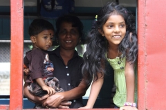 Trein Sri Lanka met kinderen