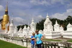 Chang Mai tempel Thailand met kinderen