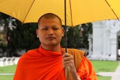 Foto monnik Thailand met kinderen