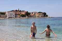 Primosten zwemmen Zuid Kroatië met kinderen